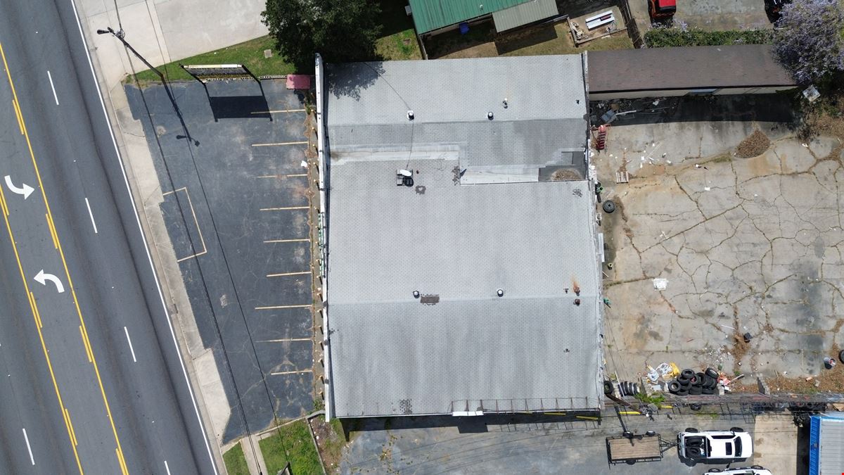 Forest Park Multi-Tenant Retail - 25,000 VPD