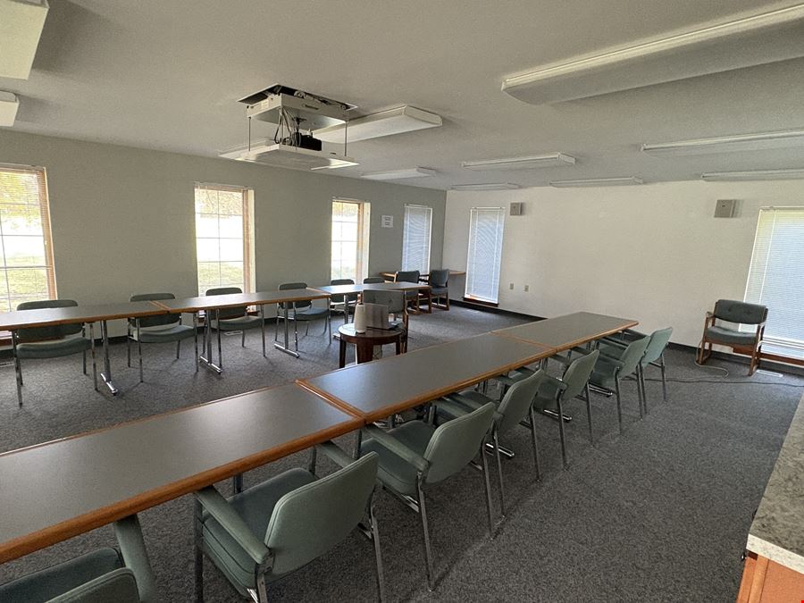 Prime Office Building For Professional or Medical Use
