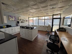500 SF | 1081 Gates Avenue | Retail/Office Space With Glass Frontage for Lease