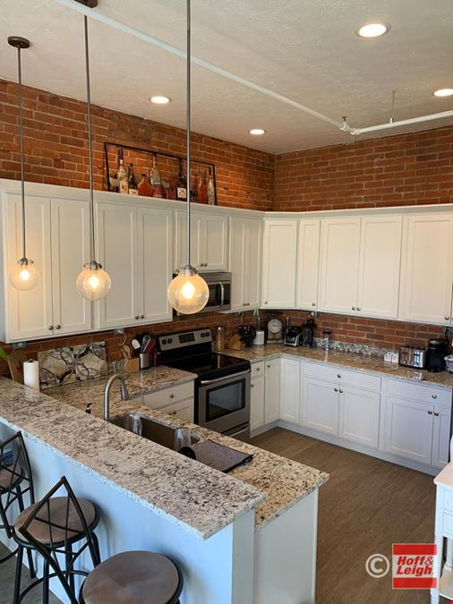 1224 Huron Road