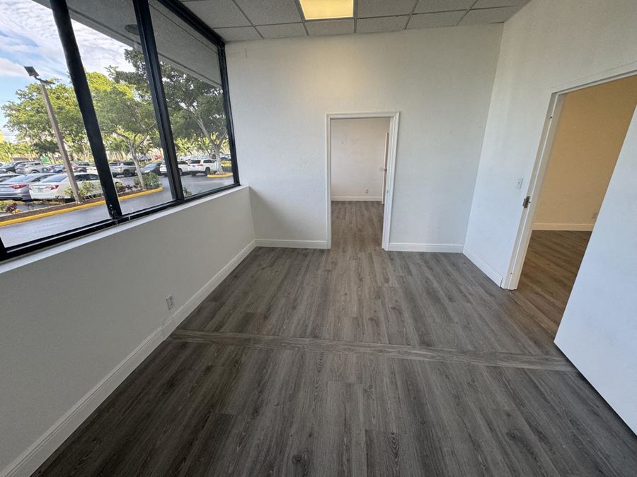 2293 SF Suite 103 Professional Office Space