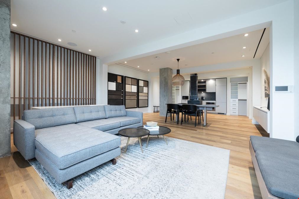 555 Richmond Street West 