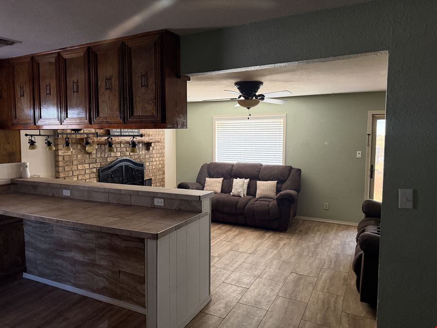 Housing, Storage, Wash-Bay on 6.06 Acres