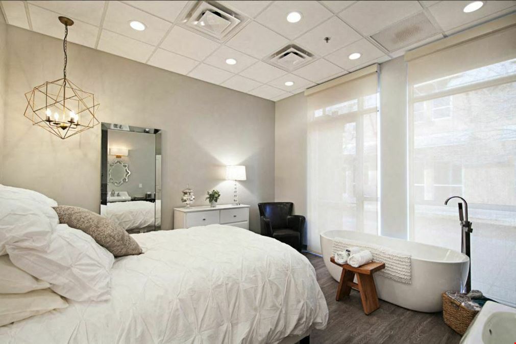 2045 S Vineyard, Bldg 2E, Ste 136