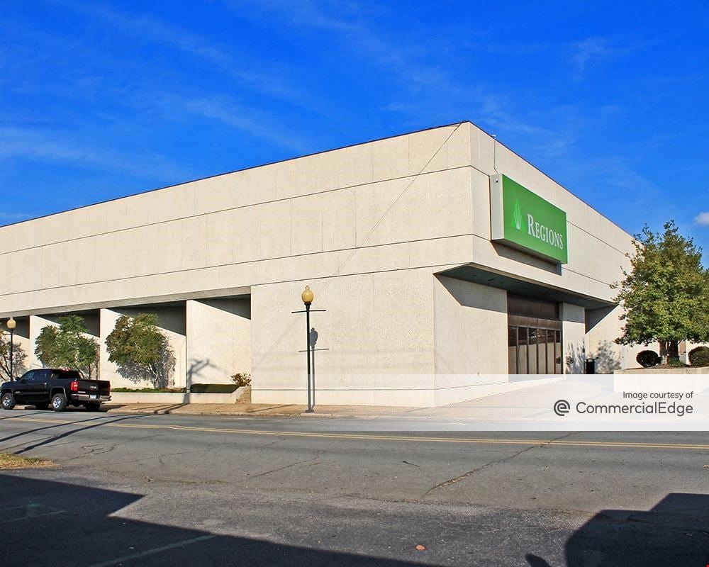 Metro Square