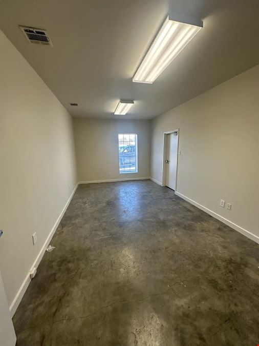 Industrial for Sale or Lease in Scott, LA