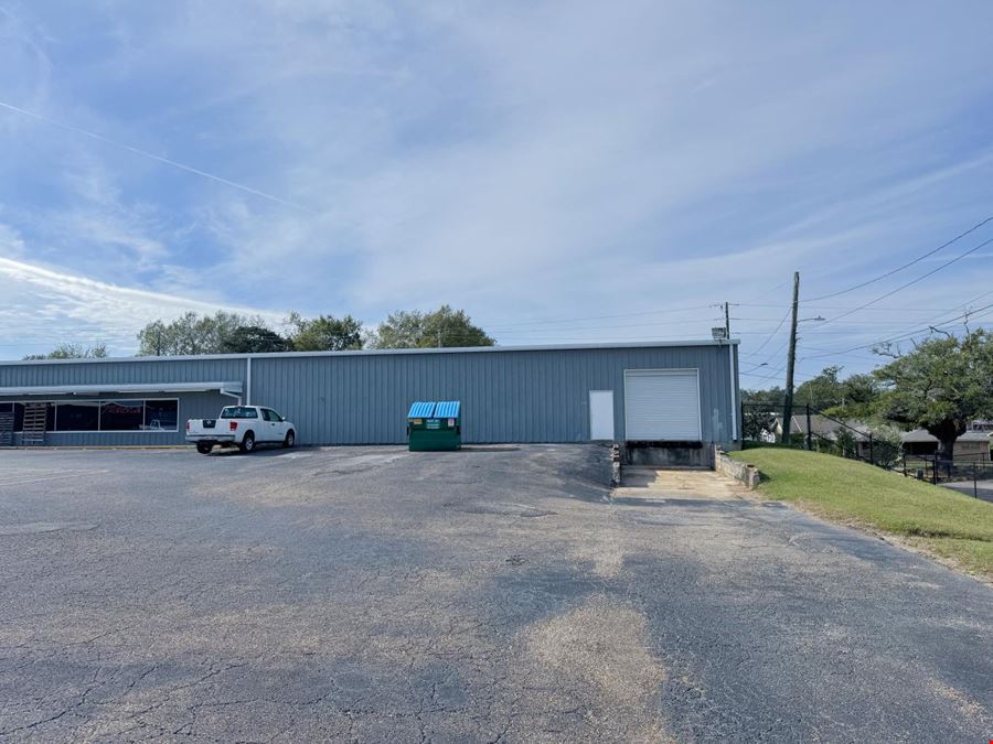 30k SF Retail For Sale 