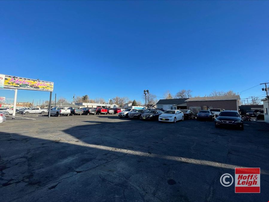 5522 West Colfax Avenue