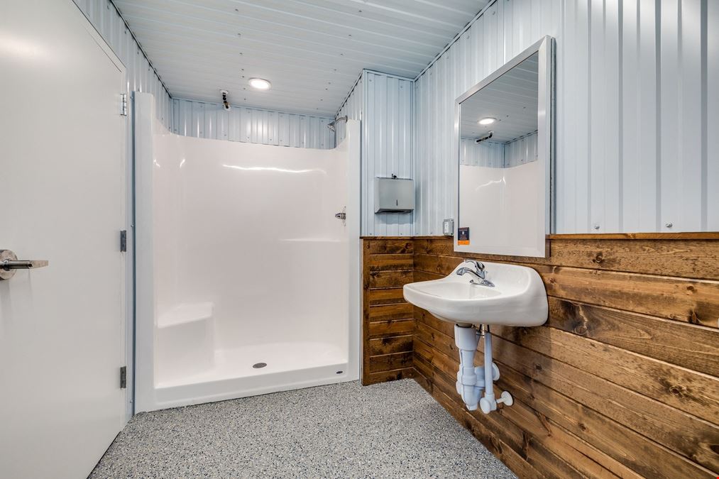 Troy Condo Garages