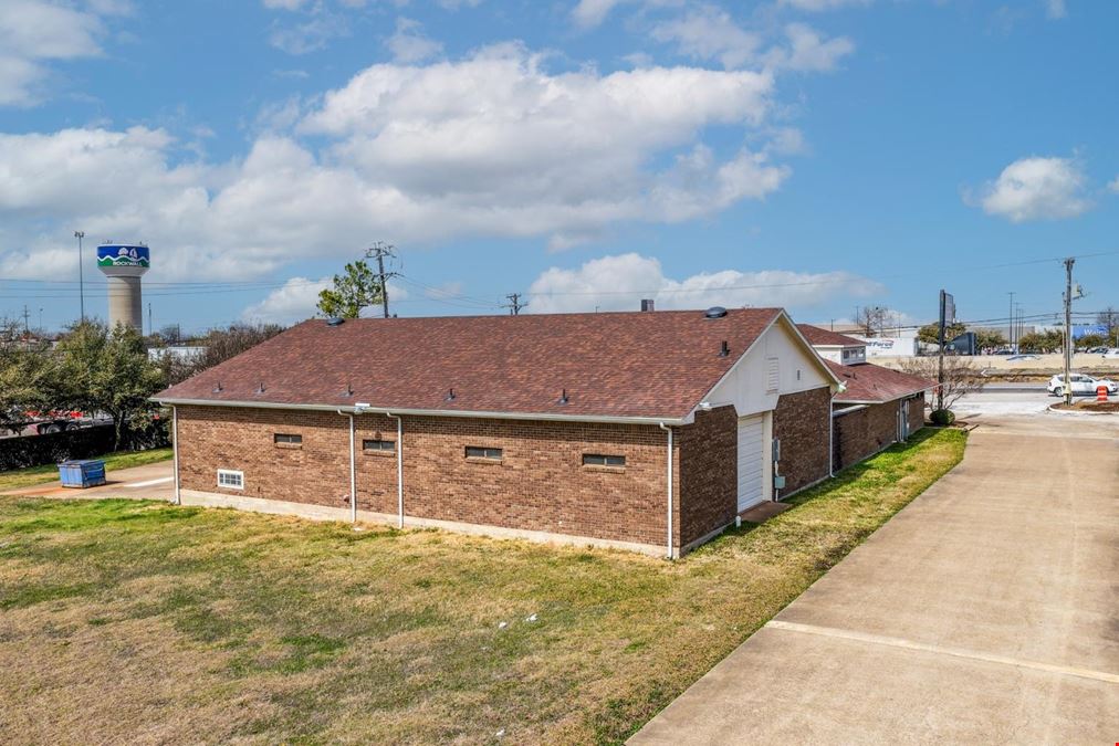 801 E Interstate 30