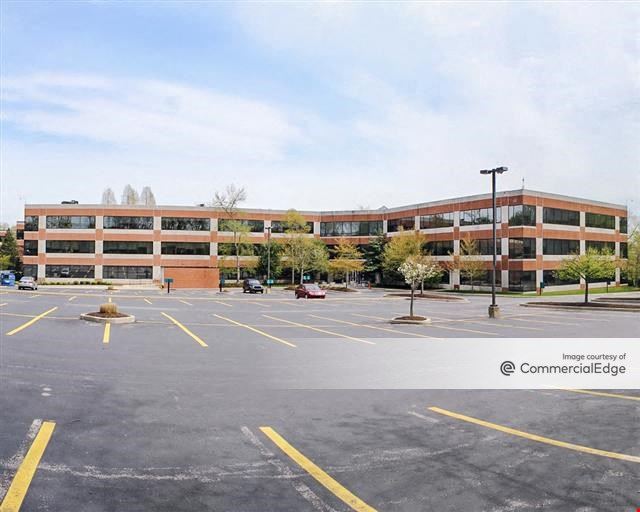Bellevue Park Corporate Center - 300 Bellevue Pkwy