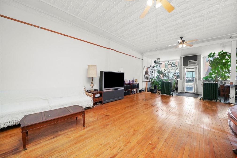 1303 W Chicago Ave, Chicago, IL