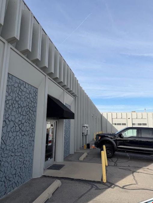 10,000 SF Automotive Warehouse W/ 2,000 SF bonus mezzanine included at no additional rent | 950 W 2100 S Salt Lake City