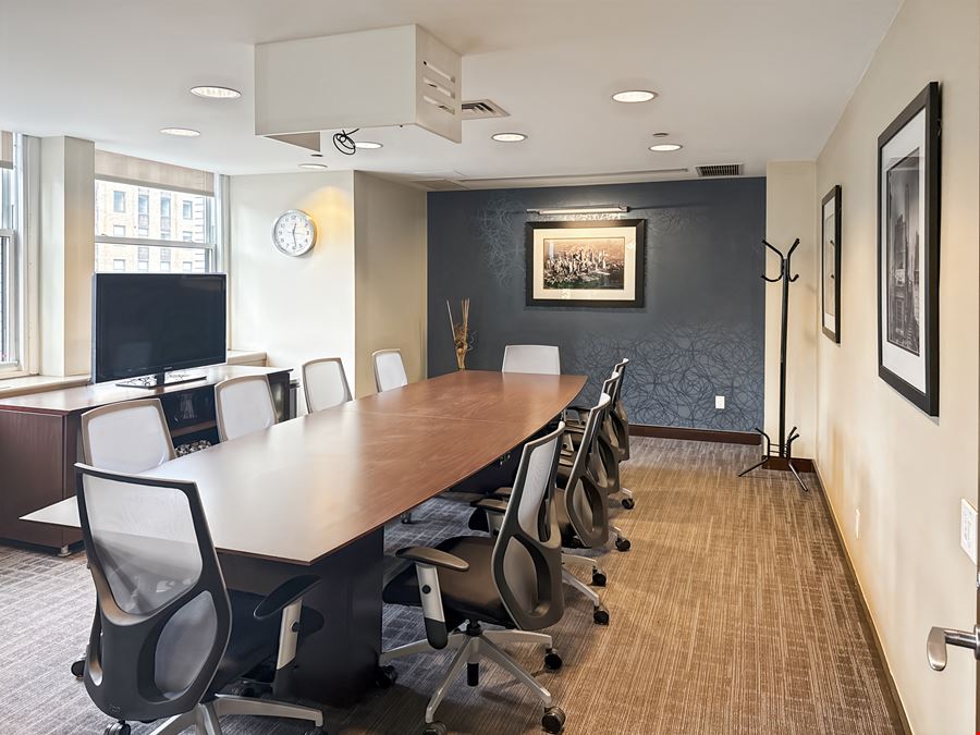 Regus - New York City - Chrysler Building