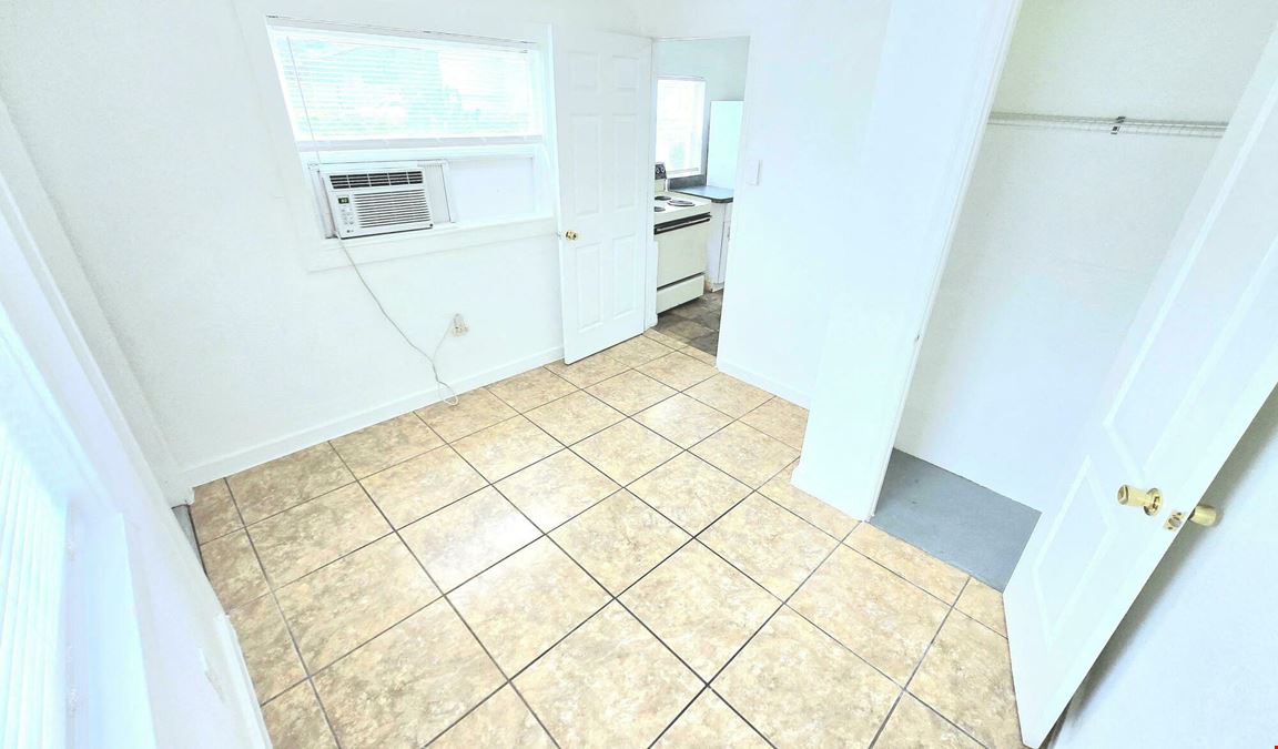 Residential Rental Investment! (2 Parcels / 4 Units)