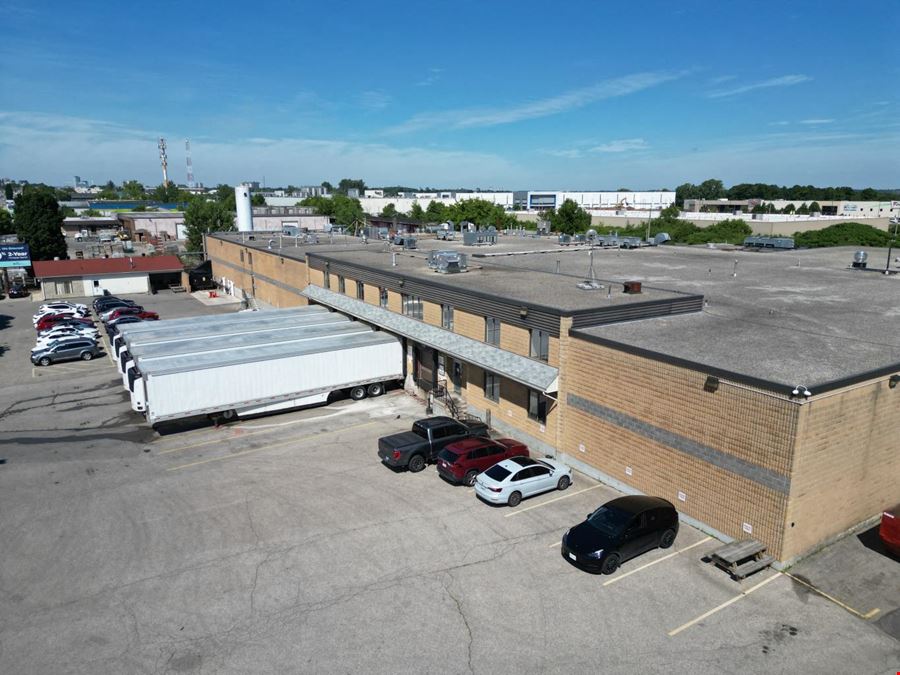 1326 Victoria St N, Kitchener, ON N2B 3E2