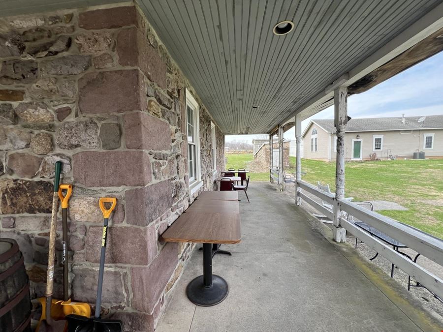 EVENTS/ RESTAURANT WINERY SPACE