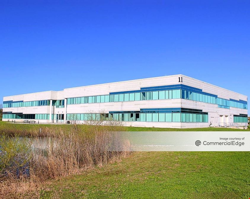 Salem Business Center - 1 Collins Drive