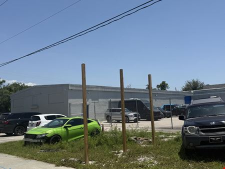 Preview of Industrial space for Rent at 204 Center Rd 