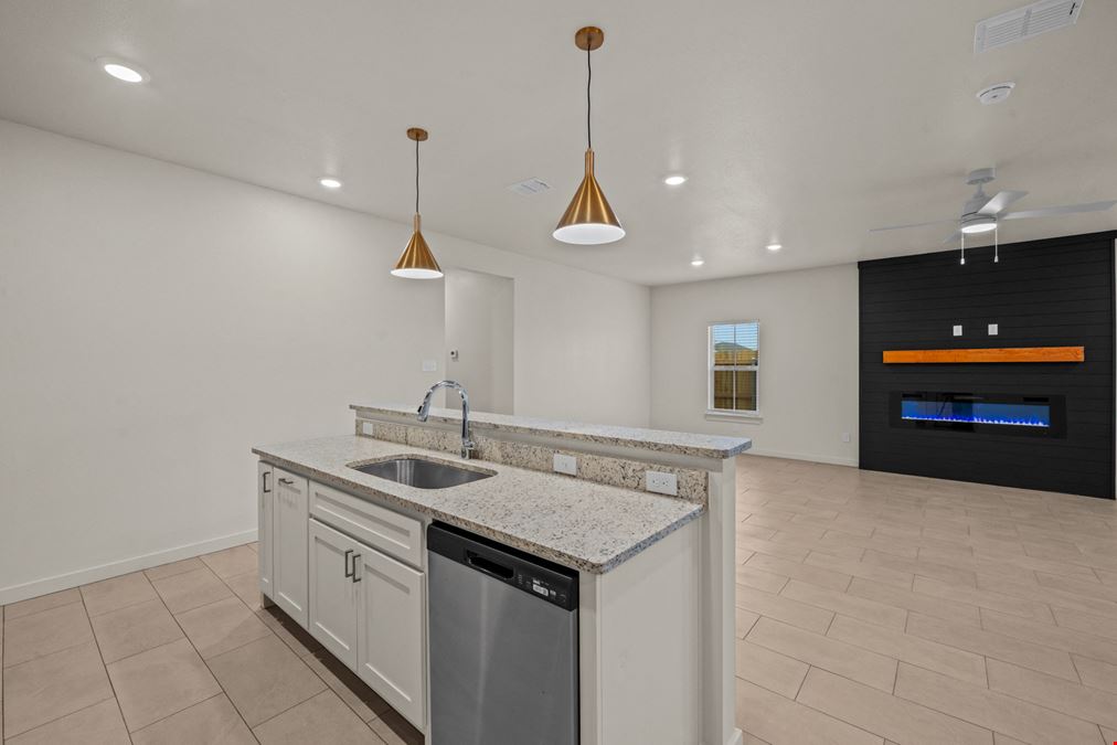 41st Street Luxury Townhomes