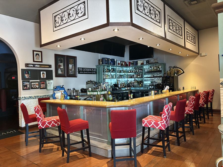 Second Generation Restaurant Space For Lease