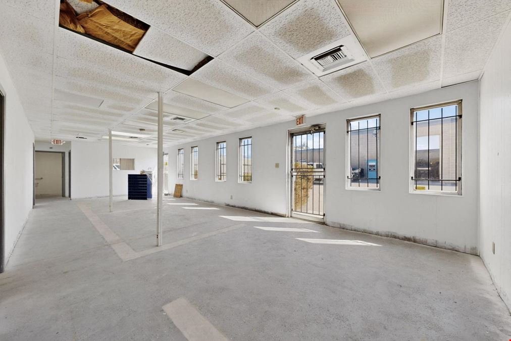 PREMIER MULTI TENANT INDUSTRIAL COMPLEX