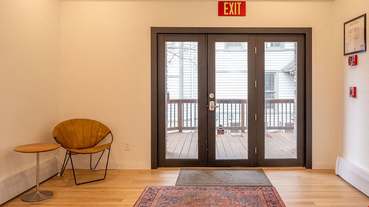 2235 Broadway