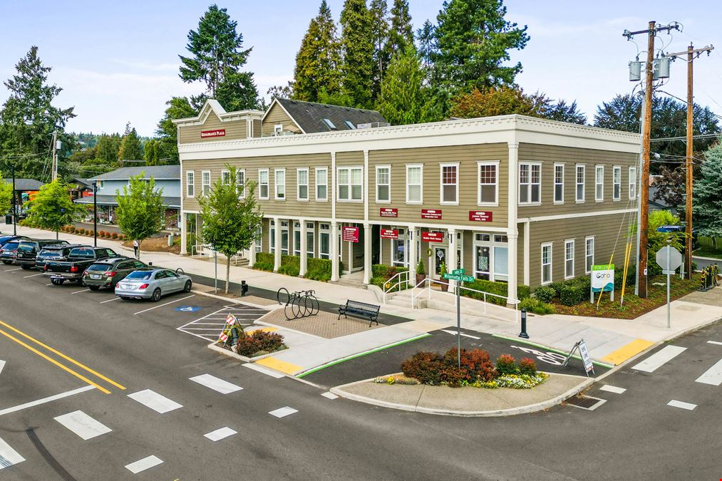 Renaissance Plaza