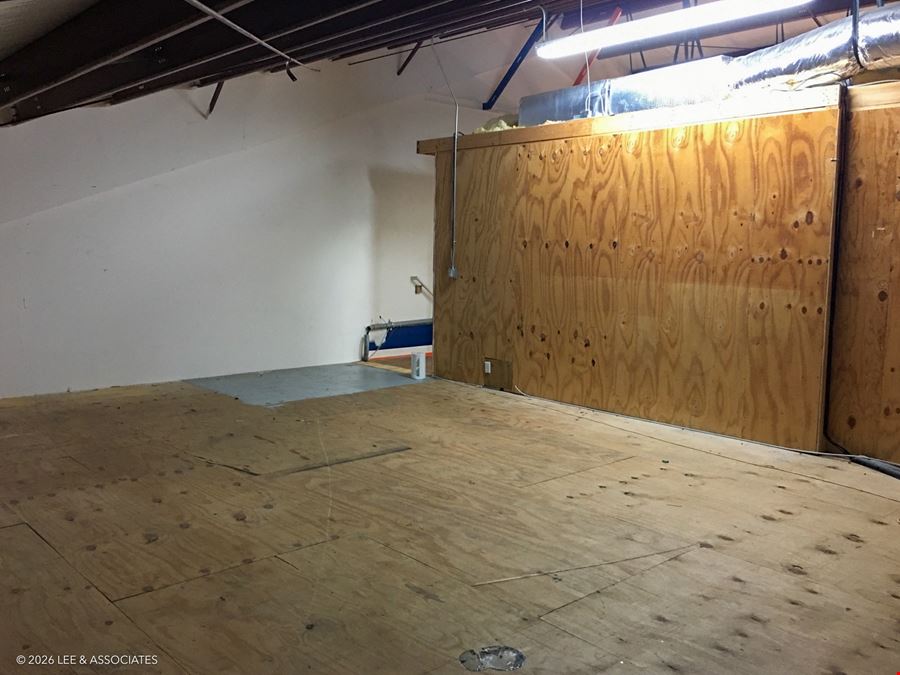 4566 NW 5th Blvd, Suite E