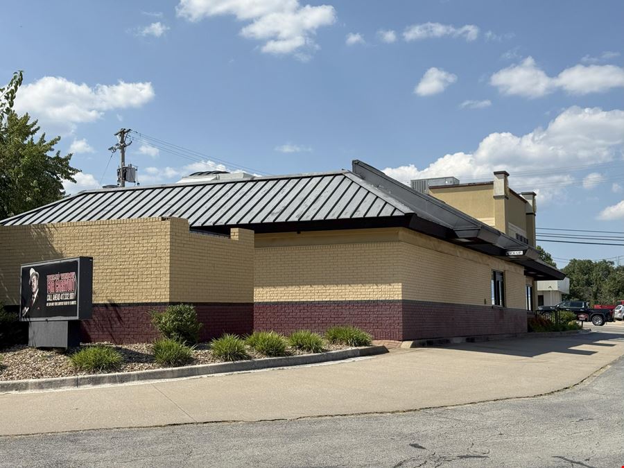 1026 W Main St