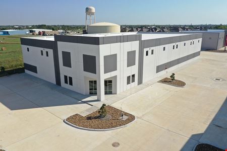 Preview of Industrial space for Rent at 1613 N Main St