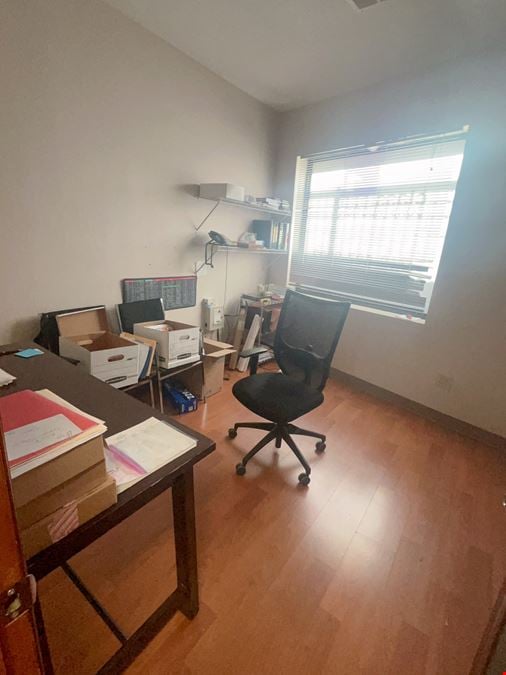 102-19 Roosevelt Ave 2A