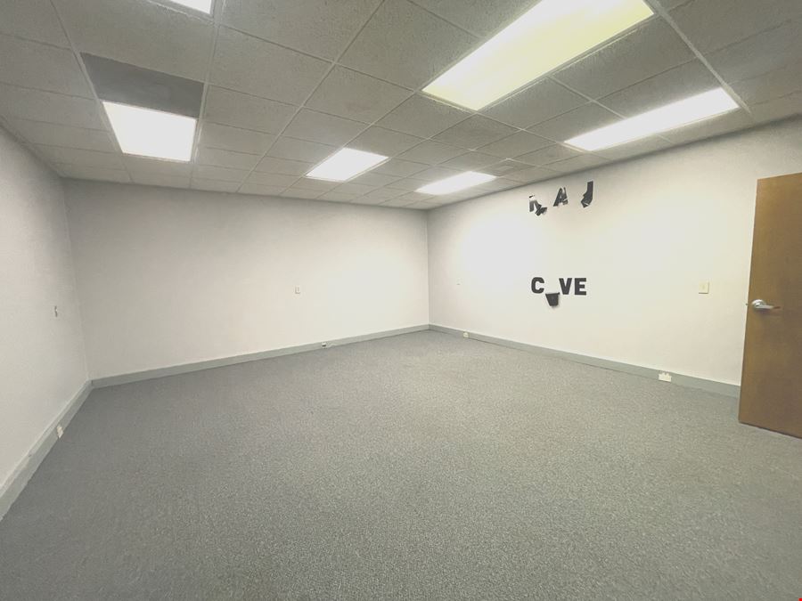 2401 Fairlane Dr.