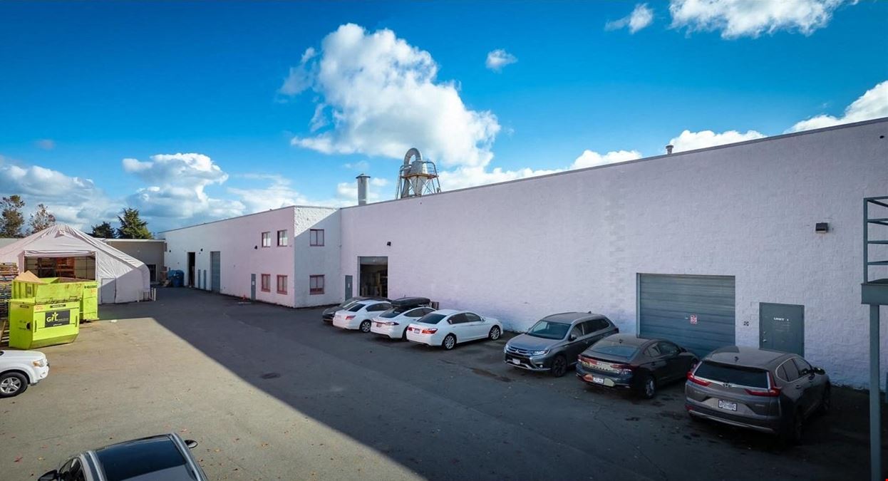 Units 1 & 2 - 7168 Honeyman Street, Delta