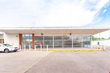 Preview of commercial space at 2429 Carraway Blvd