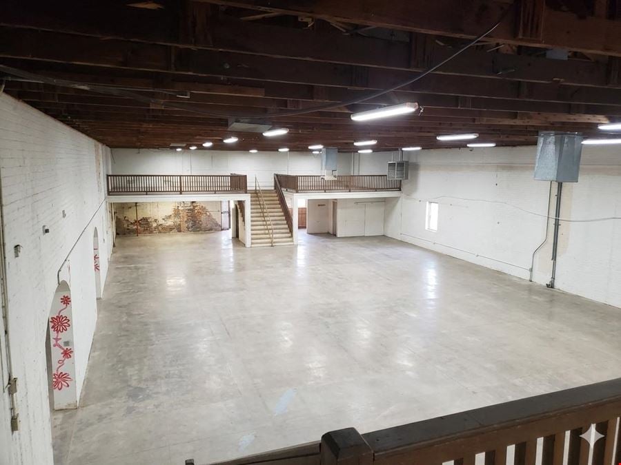 1410 E Van Buren St
