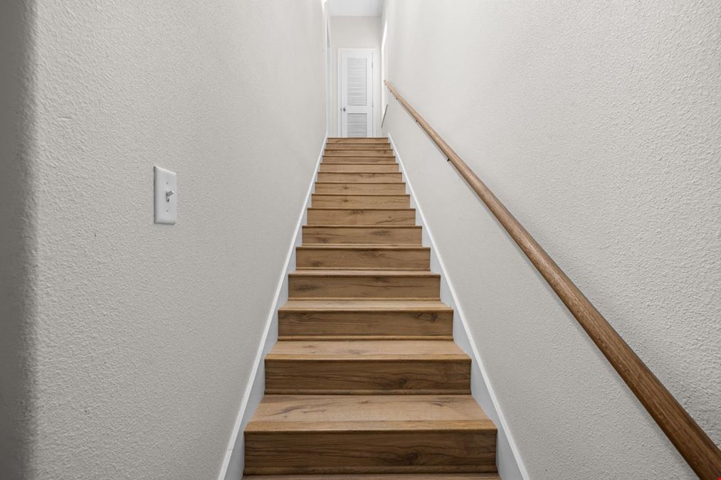 NORTHGATE FIVE-PLEX