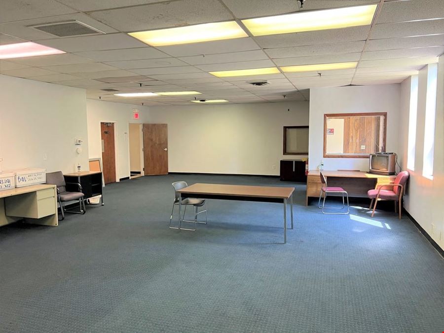 24,940 SF Industrial Space