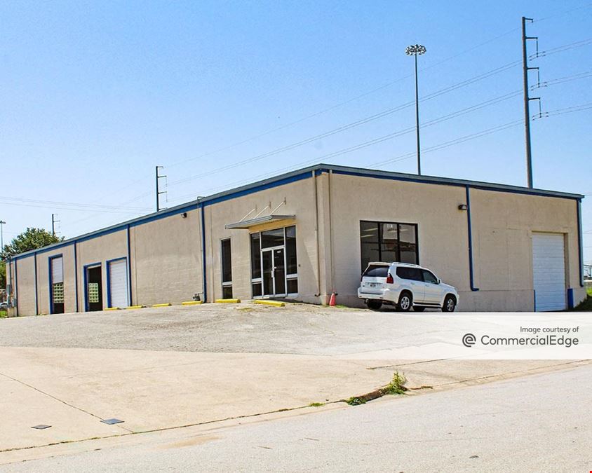 4001 Warehouse Row