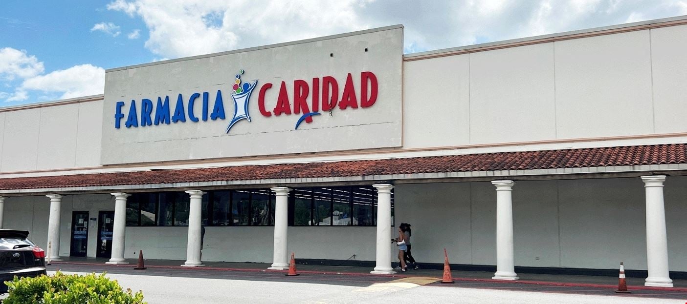 Plaza Del Oeste & Camino Real - SPACES FOR LEASE