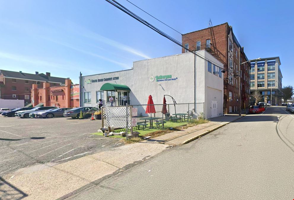392 Main Street