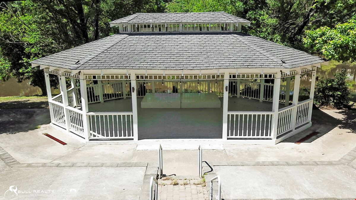Former Wedding / Event Venue With All FF&E | ±3,782 SF | Dawsonville, GA