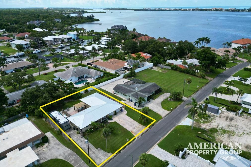 Sarasota Duplex near Siesta Key