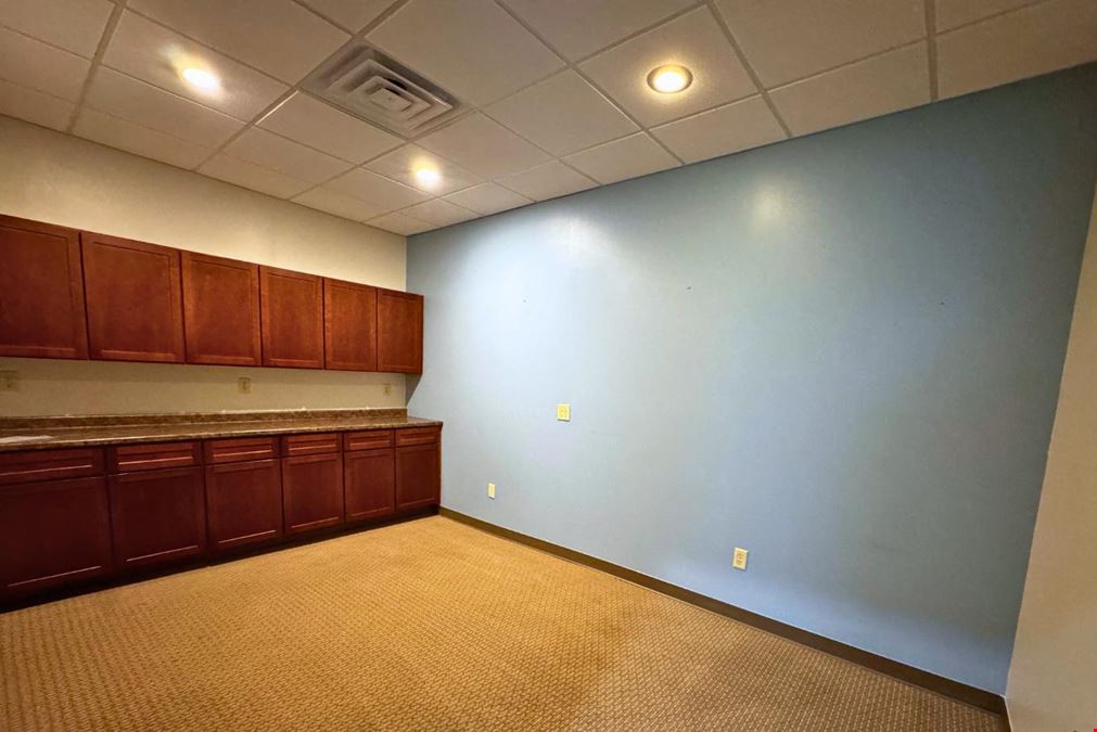 1619 9th Street | Former Medical Office