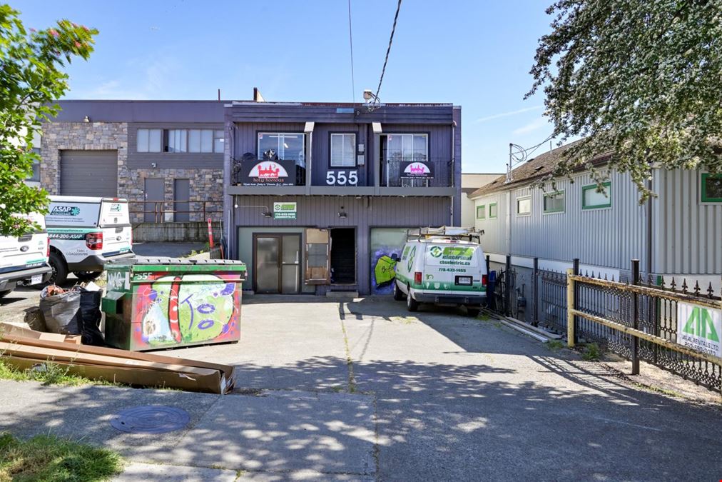 555 Hillside Ave