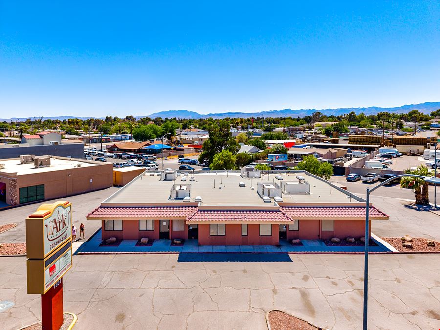 1651 N Rancho Dr