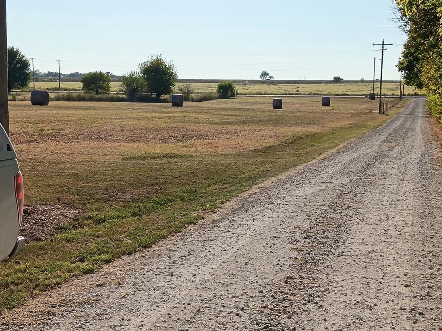 10 Acres of Commercial Land in Neosho, MO