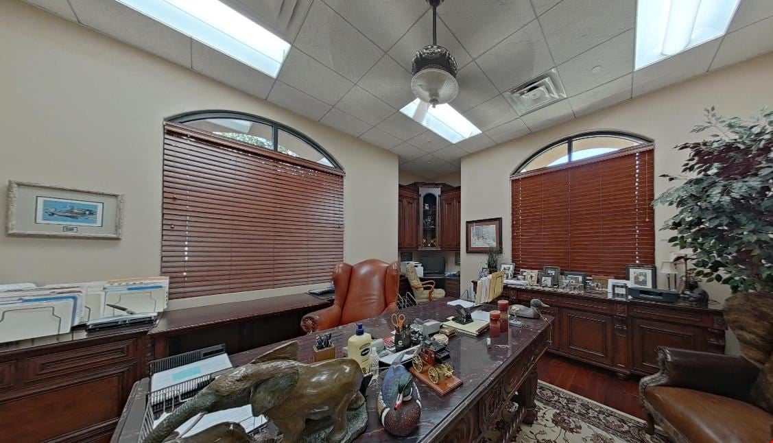 2450 S Arizona Ave. Suite 8