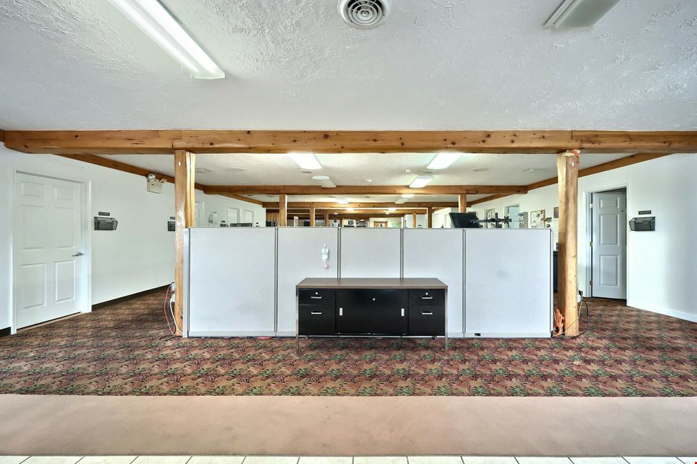Flex Buildings & Exterior Storage for Lease