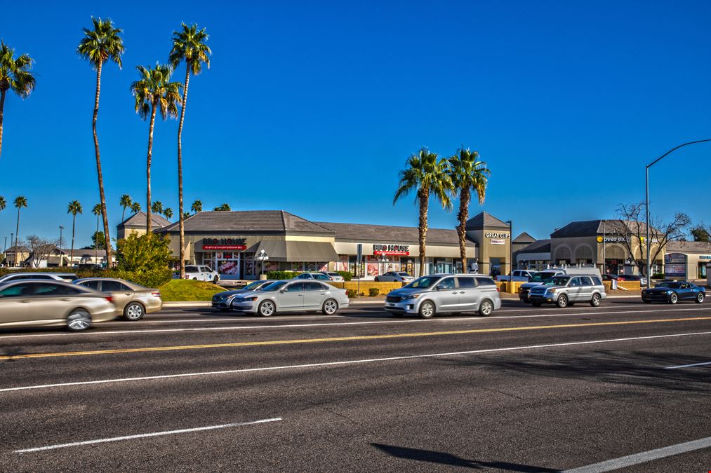Dobson Rd & Guadalupe Rd | The Pavilions